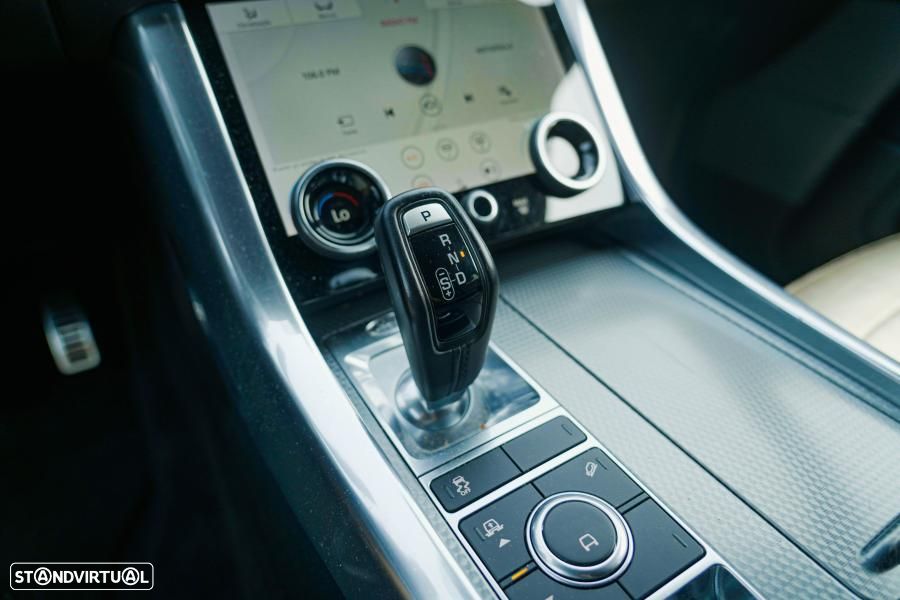 Land Rover Range Rover Sport 3.0 SDV6 HSE Dynamic - 16