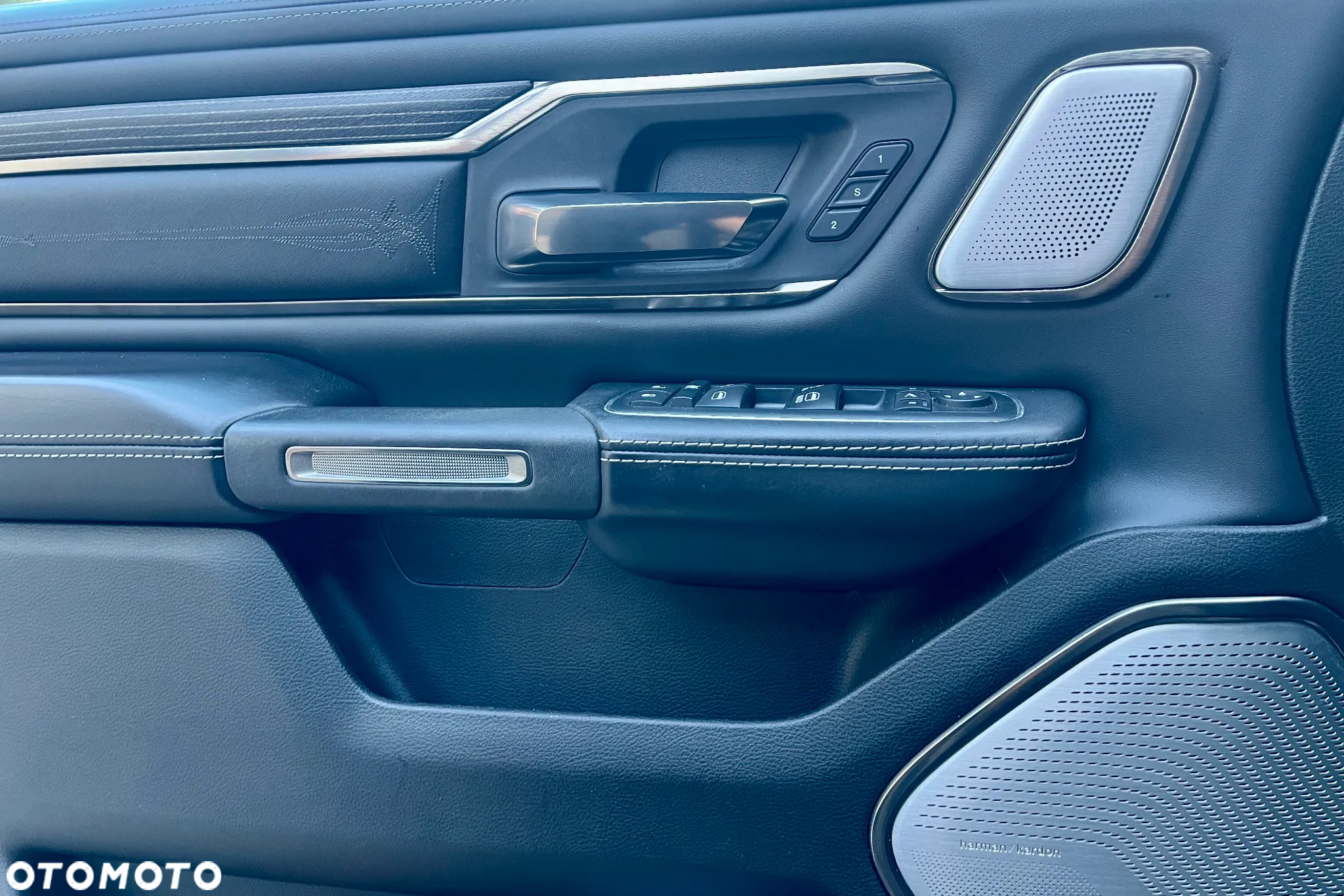 RAM 1500 5.7 Crew Cab Limited - 20