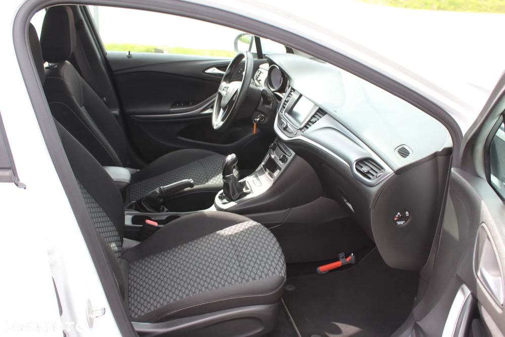 Opel Astra 1.4 Turbo Edition - 13