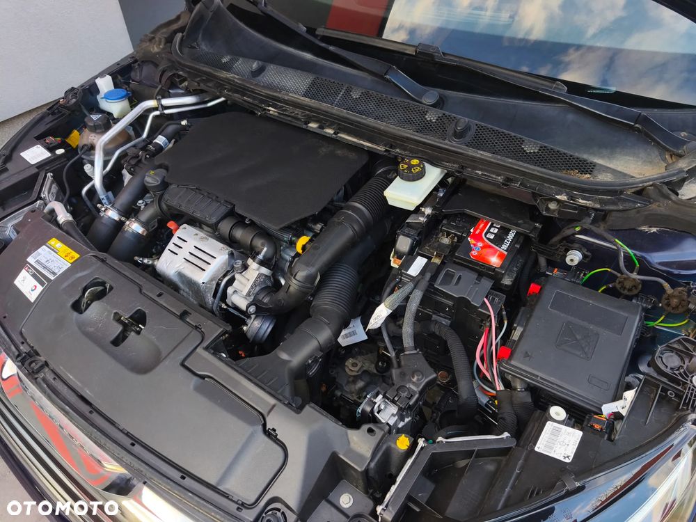 Peugeot 308 1.2 PureTech Allure S&S - 26