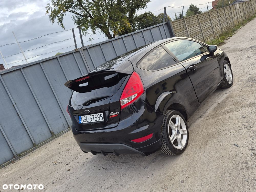 Ford Fiesta - 2