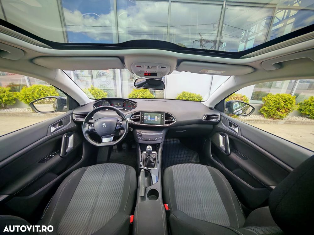 Peugeot 308 1.6HDi Premium - 7