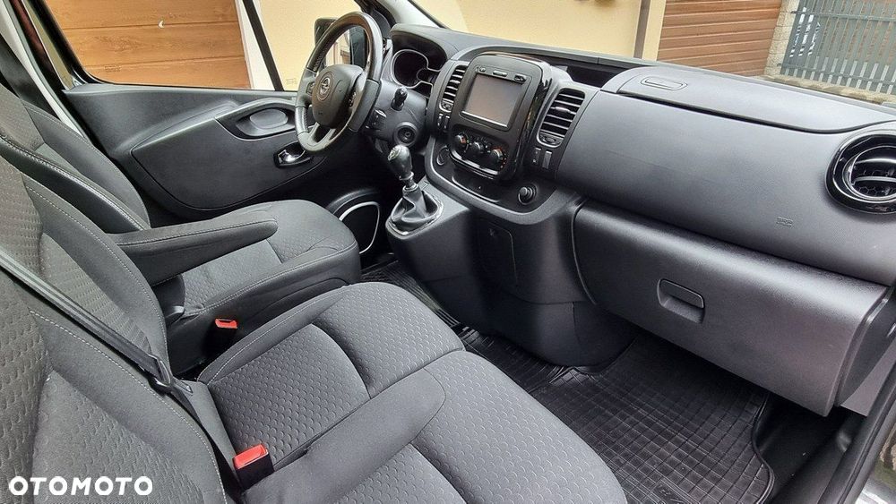 Opel Vivaro - 13