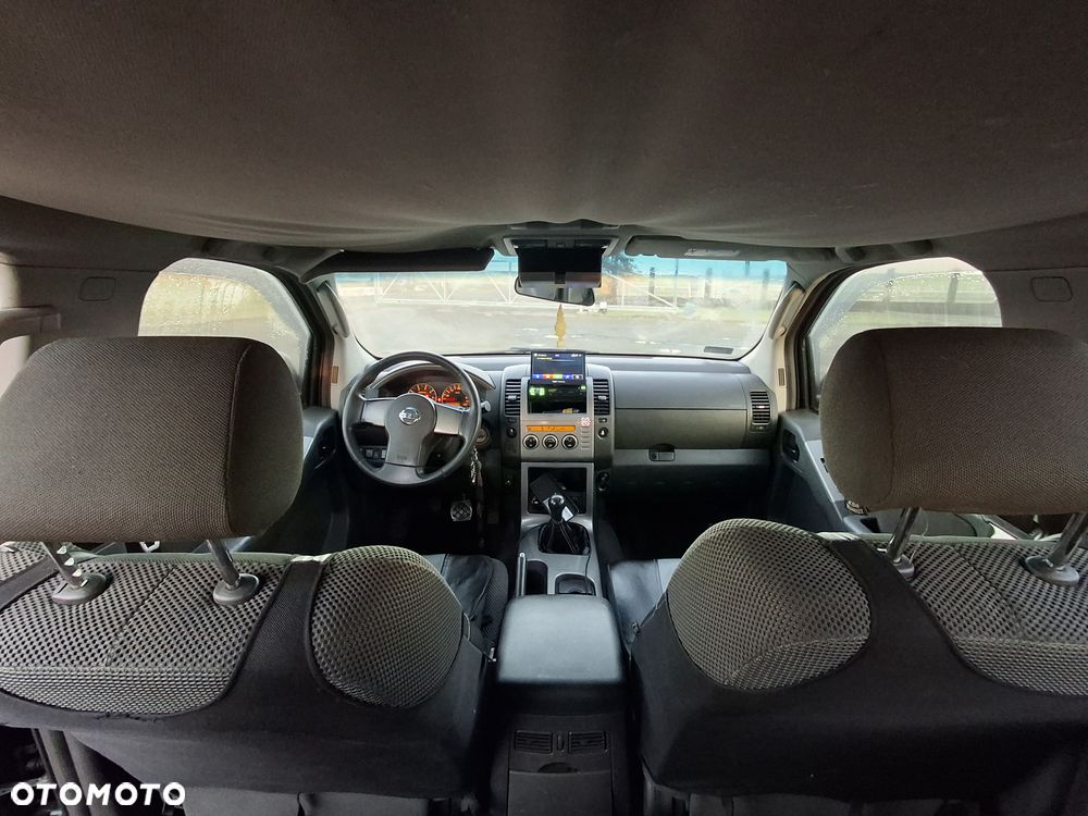 Nissan Pathfinder 2.5 DCi Comfort / XE - 8