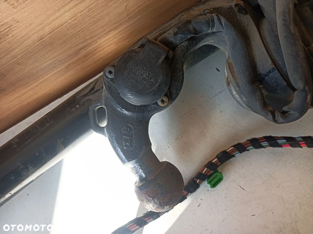 Hak holowniczy elektryczny VW Passat B8 kombi 3G9803881B - 5