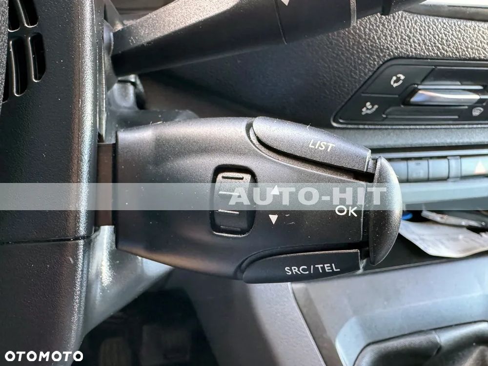 Opel Vivaro - 26