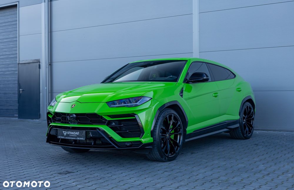 Lamborghini Urus Standard - 1