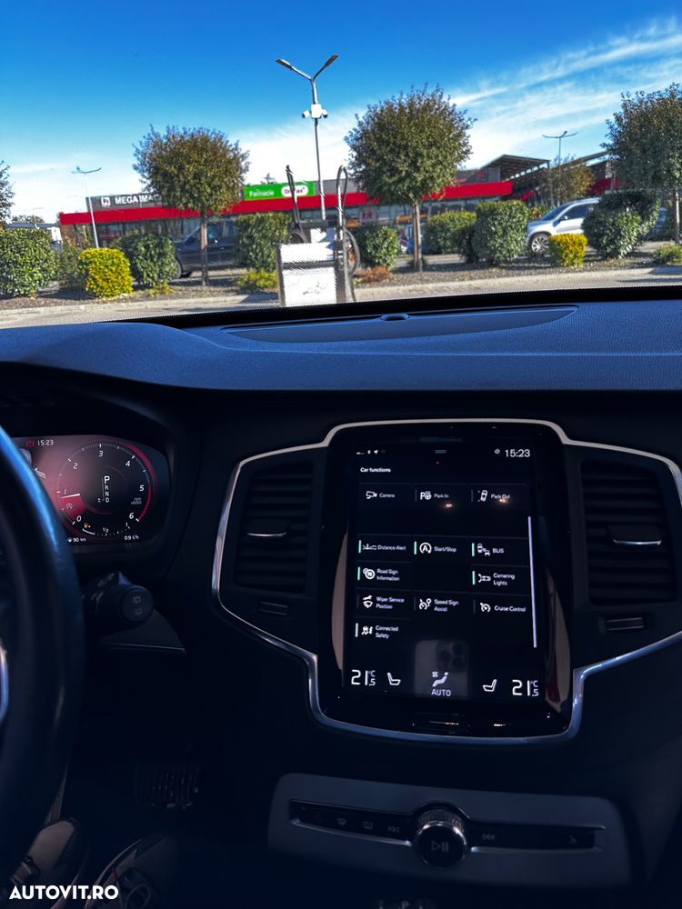 Volvo XC 90 - 23