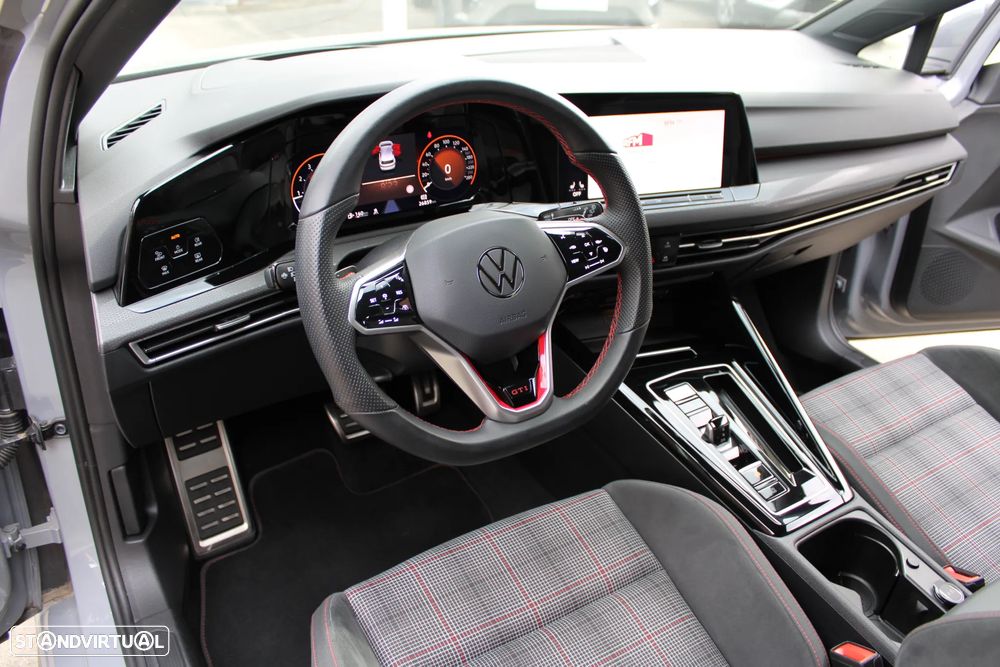 VW Golf 2.0 TSI GTI DSG Performance - 16