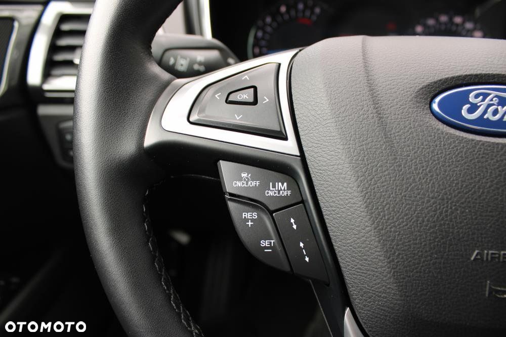 Ford Mondeo - 12