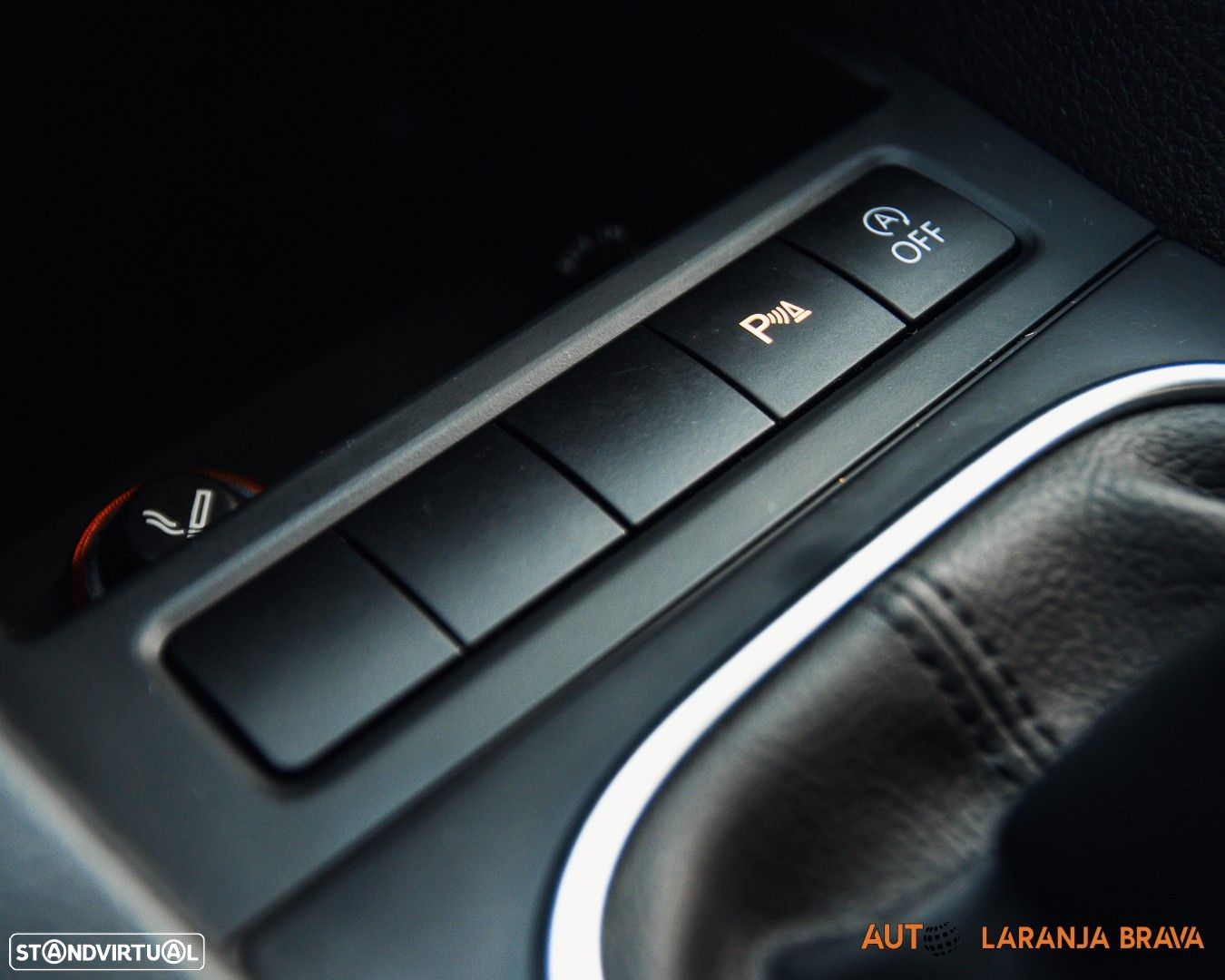 VW Jetta 1.6 TDi Confortline - 34