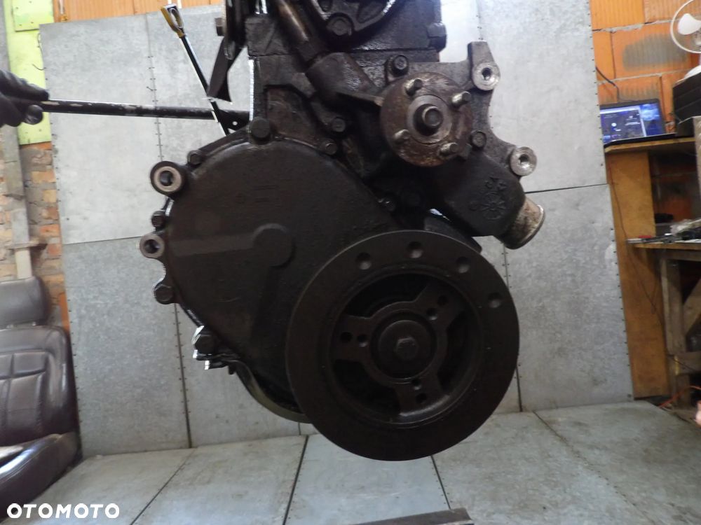 JEEP CHEROKEE XJ ZJ WRANGLER 4.0 SILNIK 95-00 R. - 17