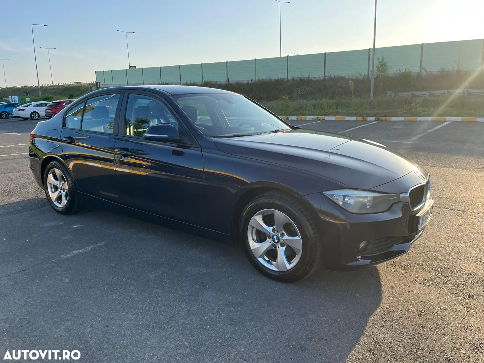 BMW Seria 3 320d EfficientDynamics Edition - 8