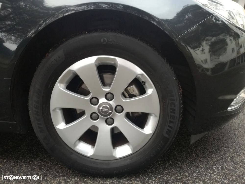 Opel Insignia Sports Tourer 2.0 CDTi Executive S/S - 10