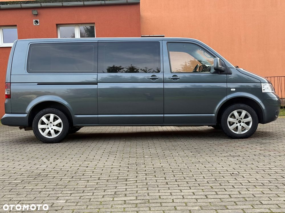 Volkswagen Caravelle - 4