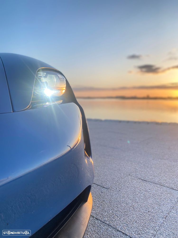 Porsche Taycan Standard - 13