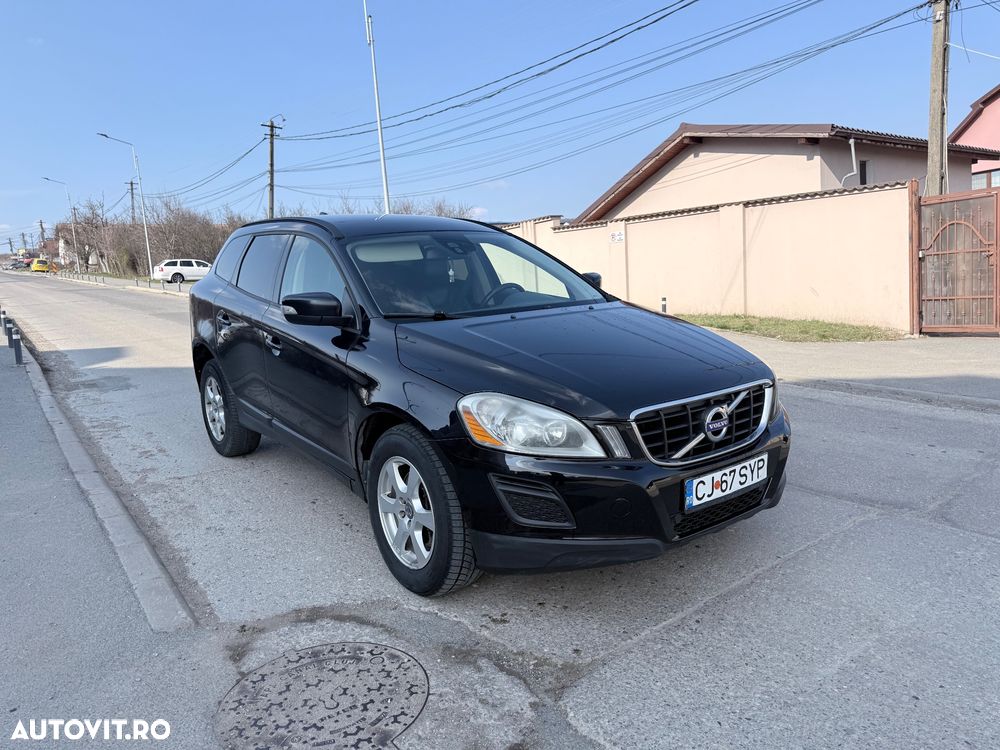 Volvo XC 60 2.4D DRIVe Momentum - 4
