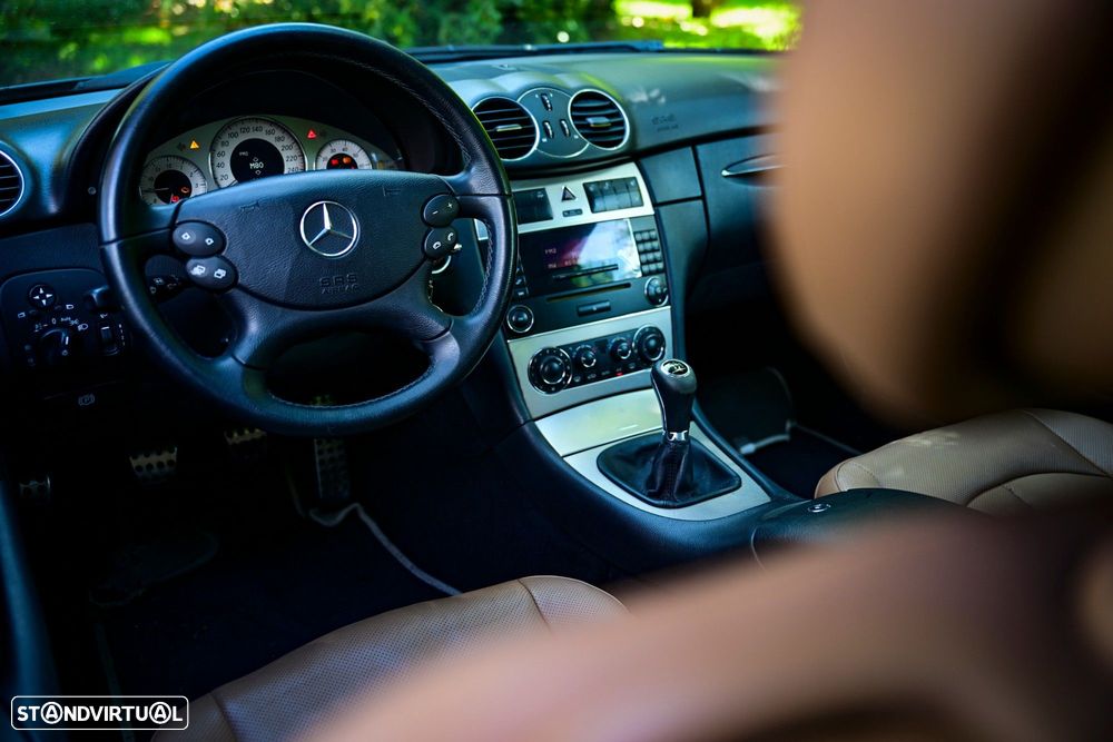 Mercedes-Benz CLK 200 K Avantgarde - 24