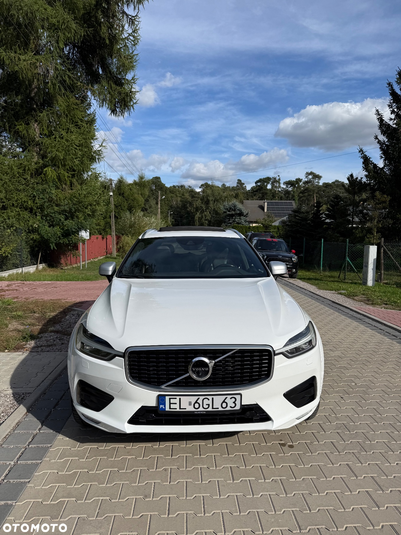 Volvo XC 60 T5 AWD R-Design - 2