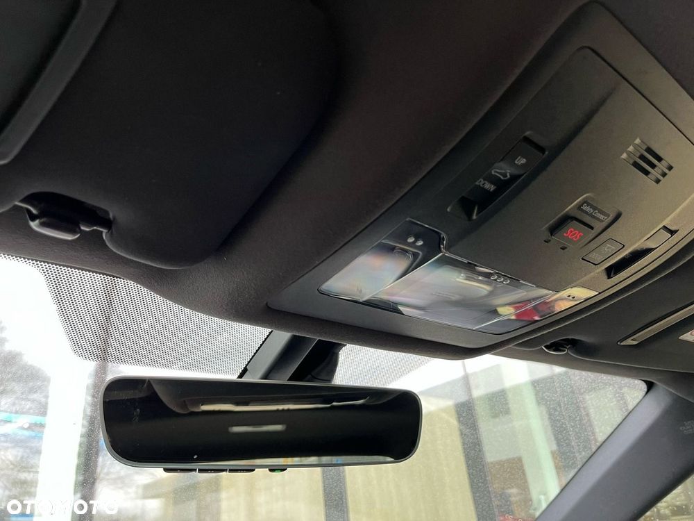 Lexus RC F Prestige - 33