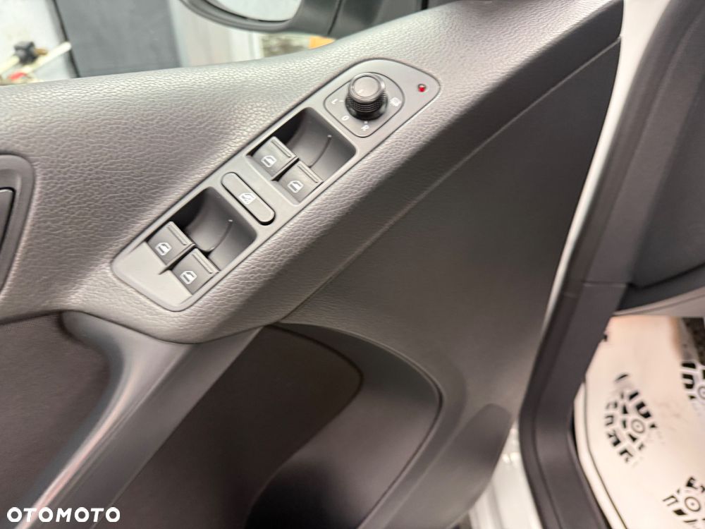 Volkswagen Tiguan - 13