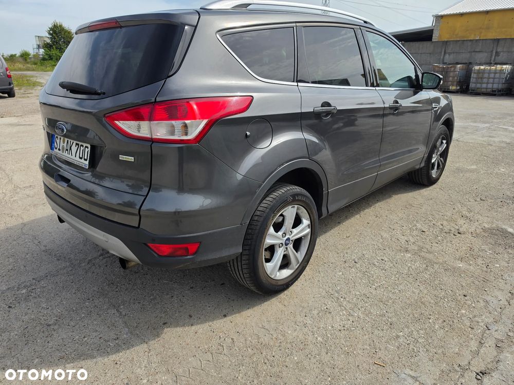 Ford Kuga - 4