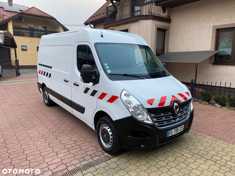 Renault Master L2 H2 warsztat mobilny zasilanie 230V - 1