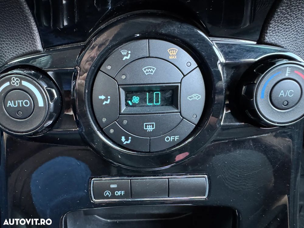 Ford Fiesta 1.0 EcoBoost Start-Stop Titanium - 21