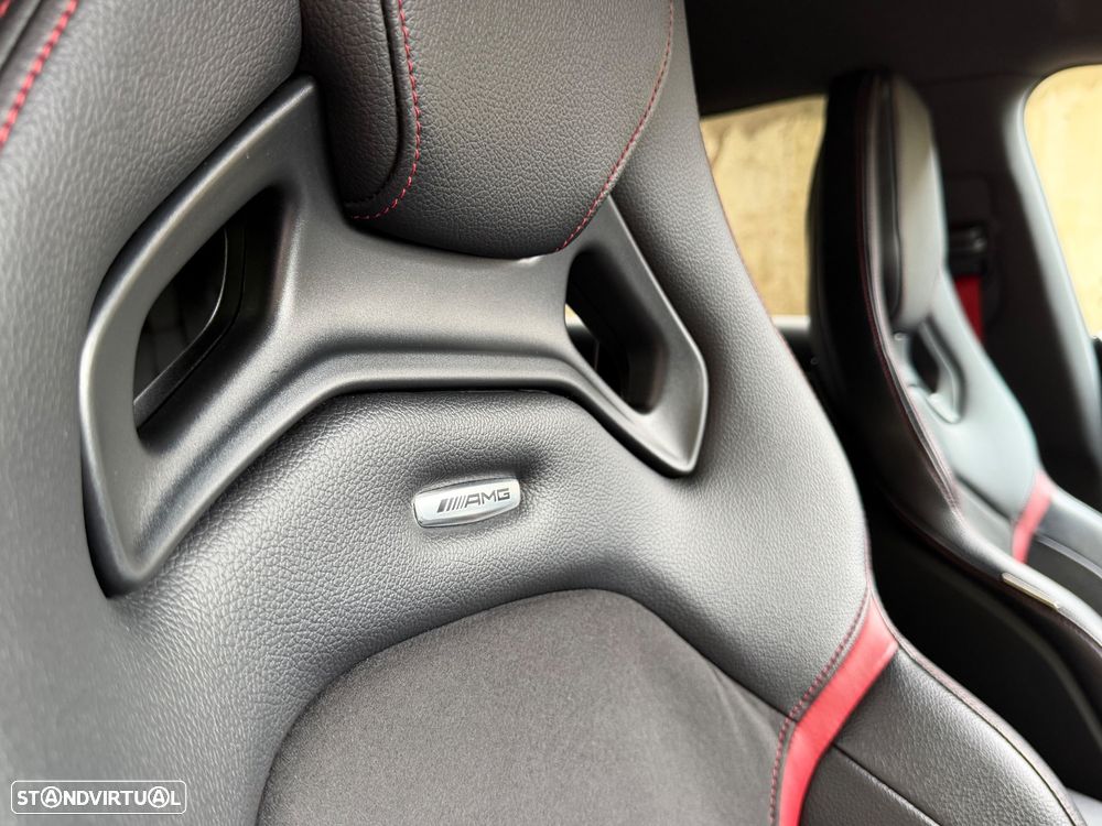 Mercedes-Benz CLA 45 AMG 4Matic 7G-DCT - 40