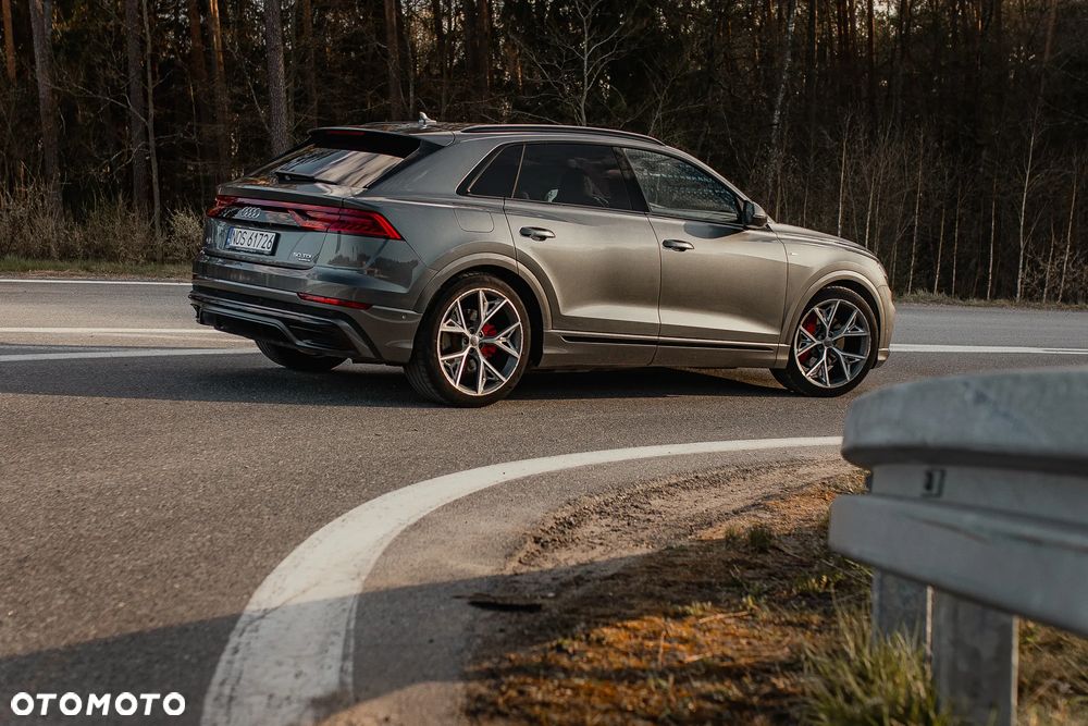 Audi Q8 - 2
