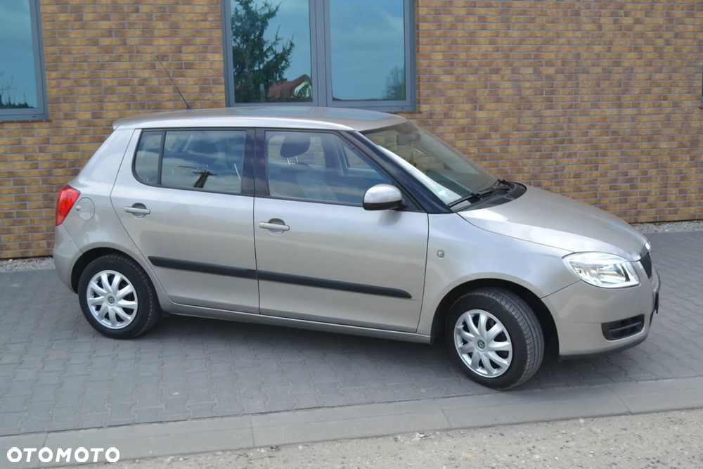 Skoda Fabia 1.4 16V Ambiente - 2