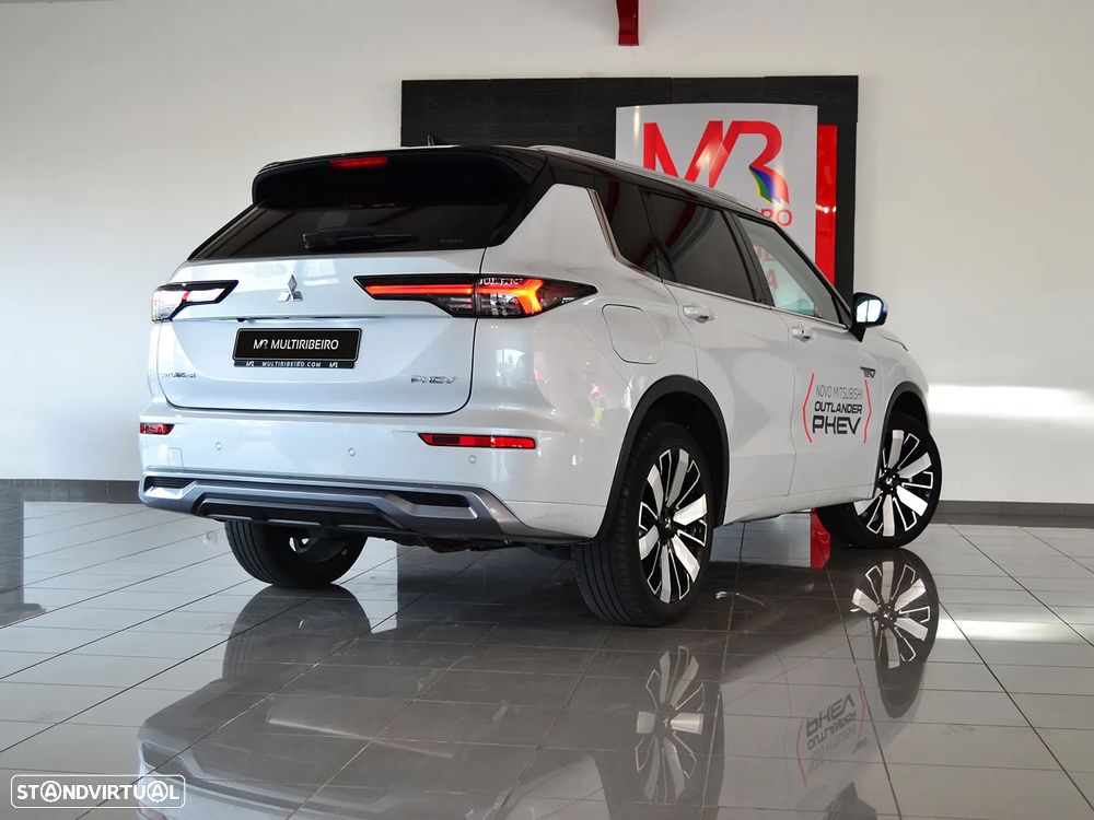 Mitsubishi Outlander 2.4 PHEV Instyle - 8