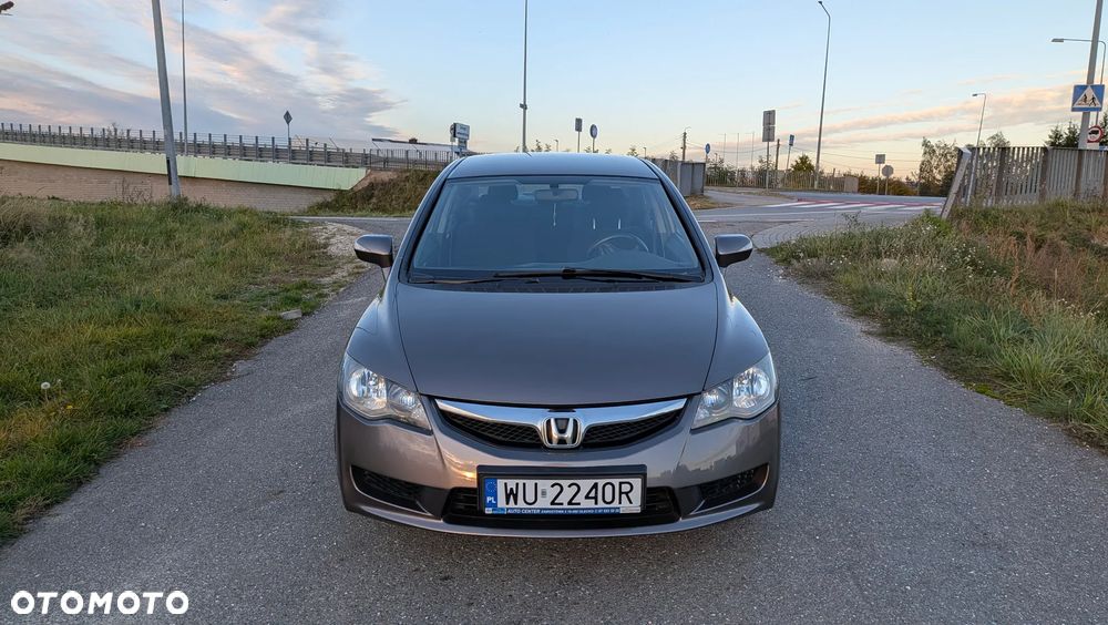 Honda Civic 1.8 Comfort - 3