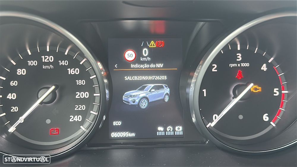 Land Rover Discovery Sport 2.0 eD4 HSE - 19