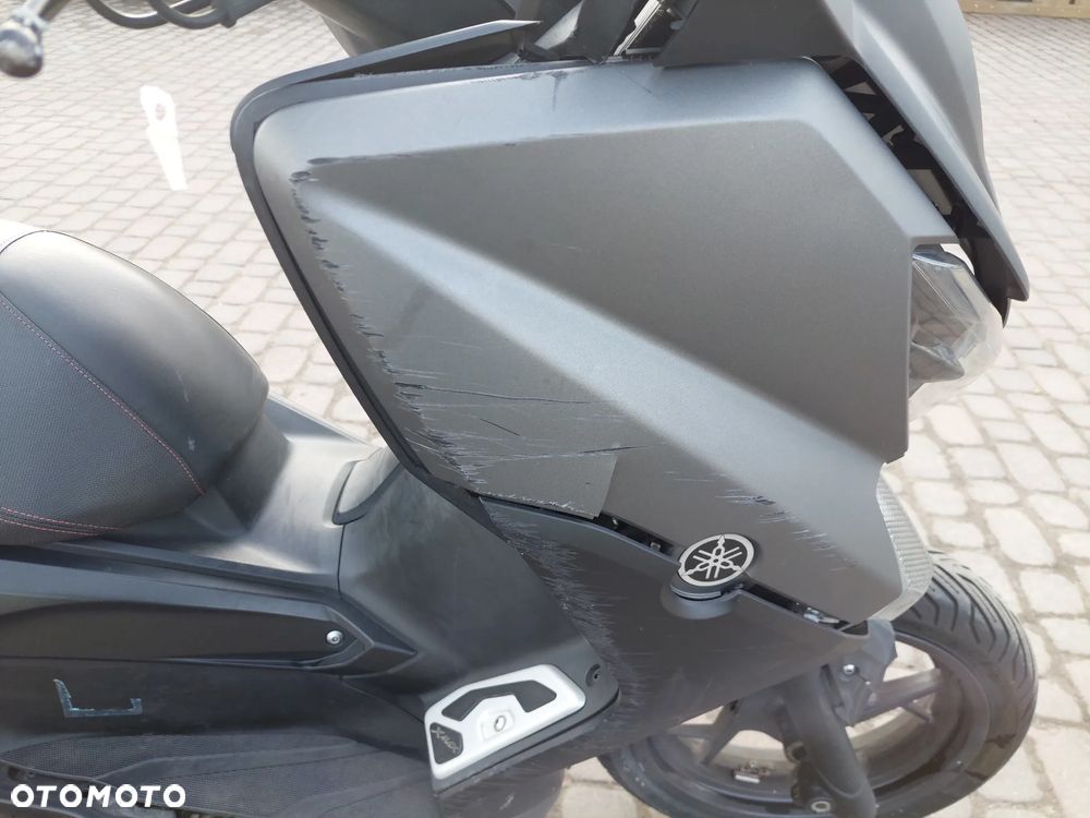 Yamaha X-max - 15
