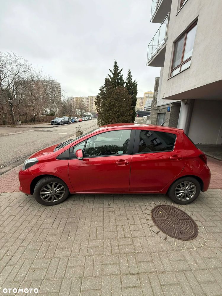 Toyota Yaris 1.33 Premium EU6 - 8