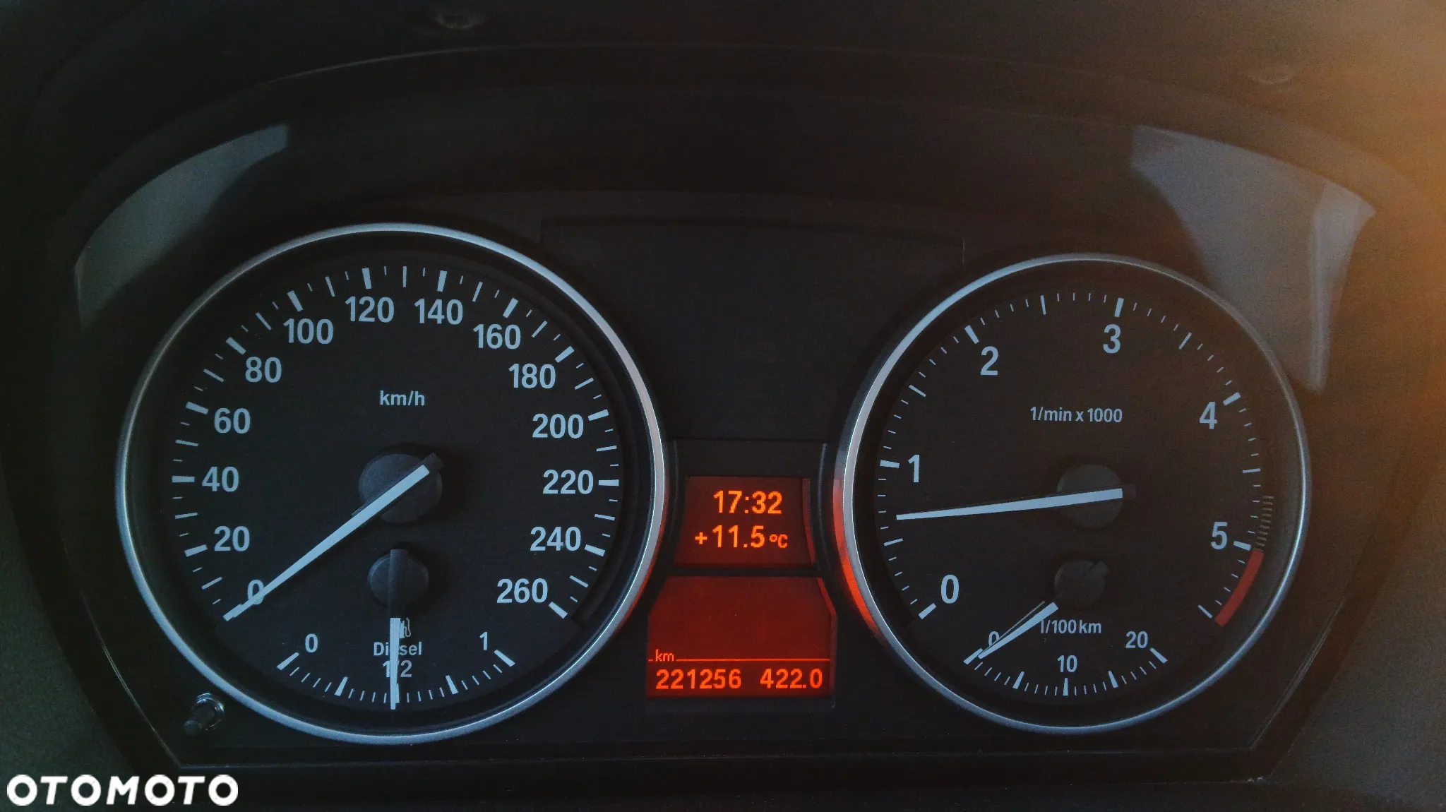 BMW Seria 3 330d xDrive DPF Touring - 14