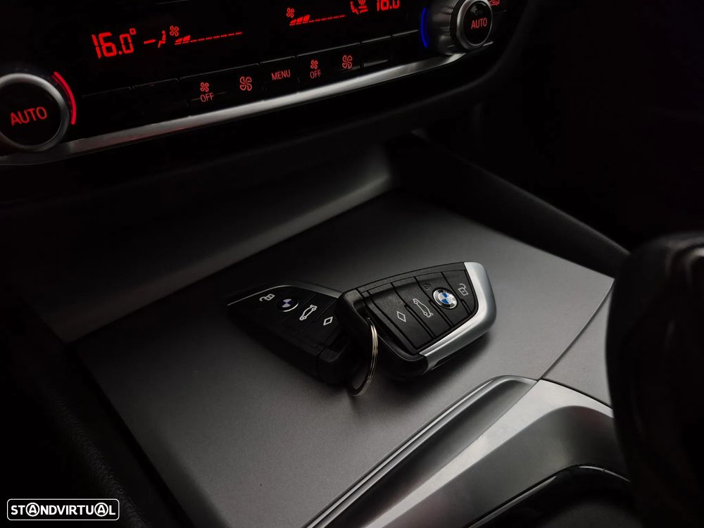 BMW 520 d Auto - 46