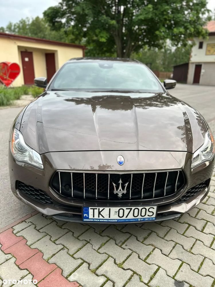 Maserati Quattroporte - 8