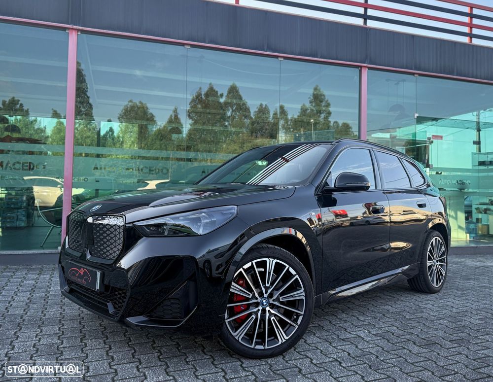 BMW iX1 eDrive20 M Sport Pack