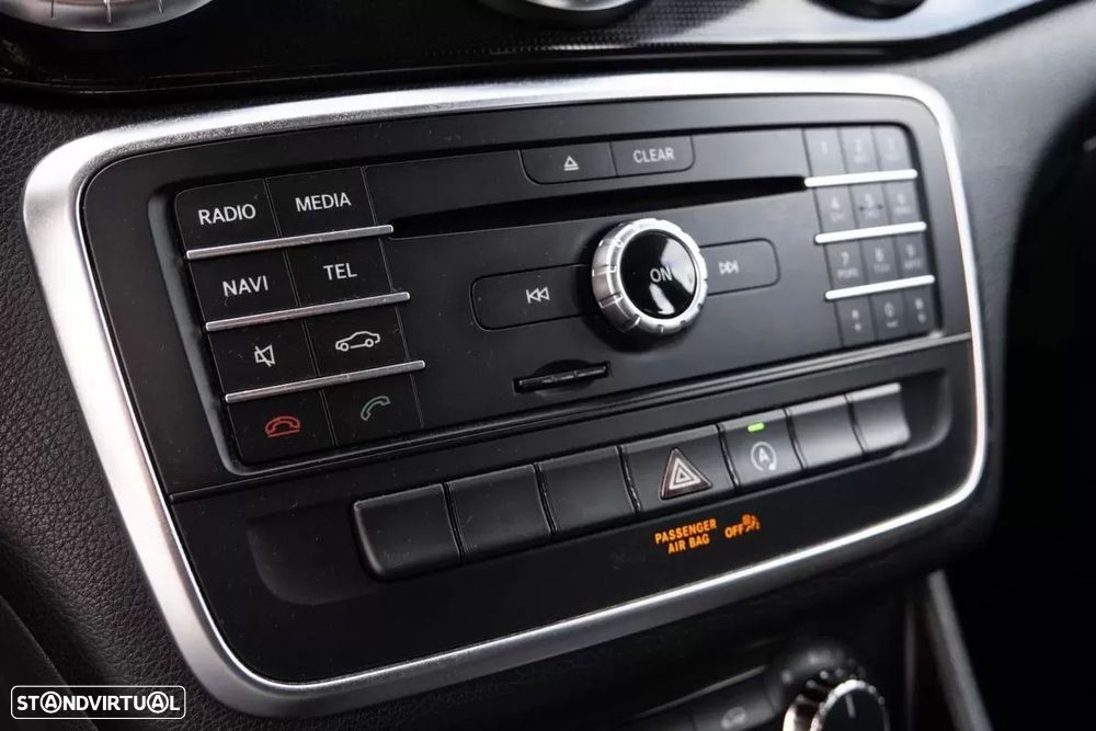 Mercedes-Benz CLA 180 d Shooting Brake - 19