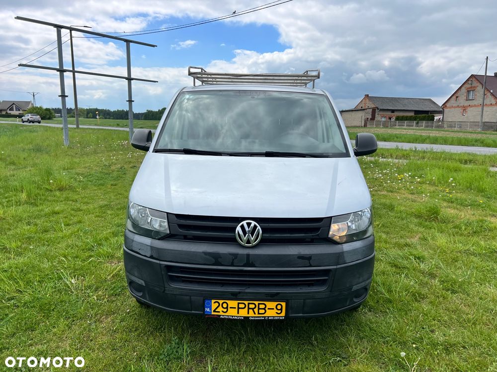 Volkswagen Transporter - 2