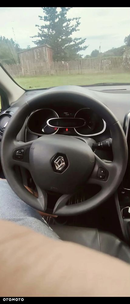 Renault Clio 1.2 16V Authentique - 9