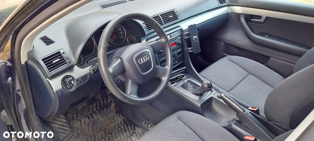 Audi A4 Avant - 5