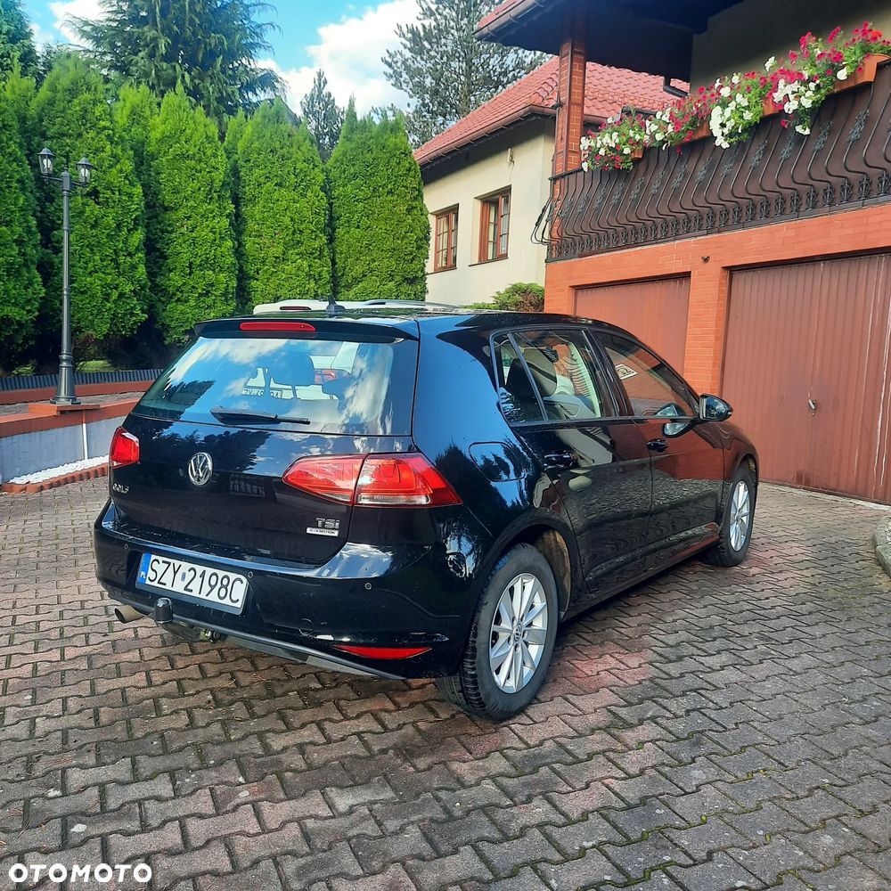 Volkswagen Golf - 27