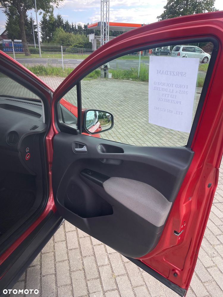 Ford Tourneo Courier - 20
