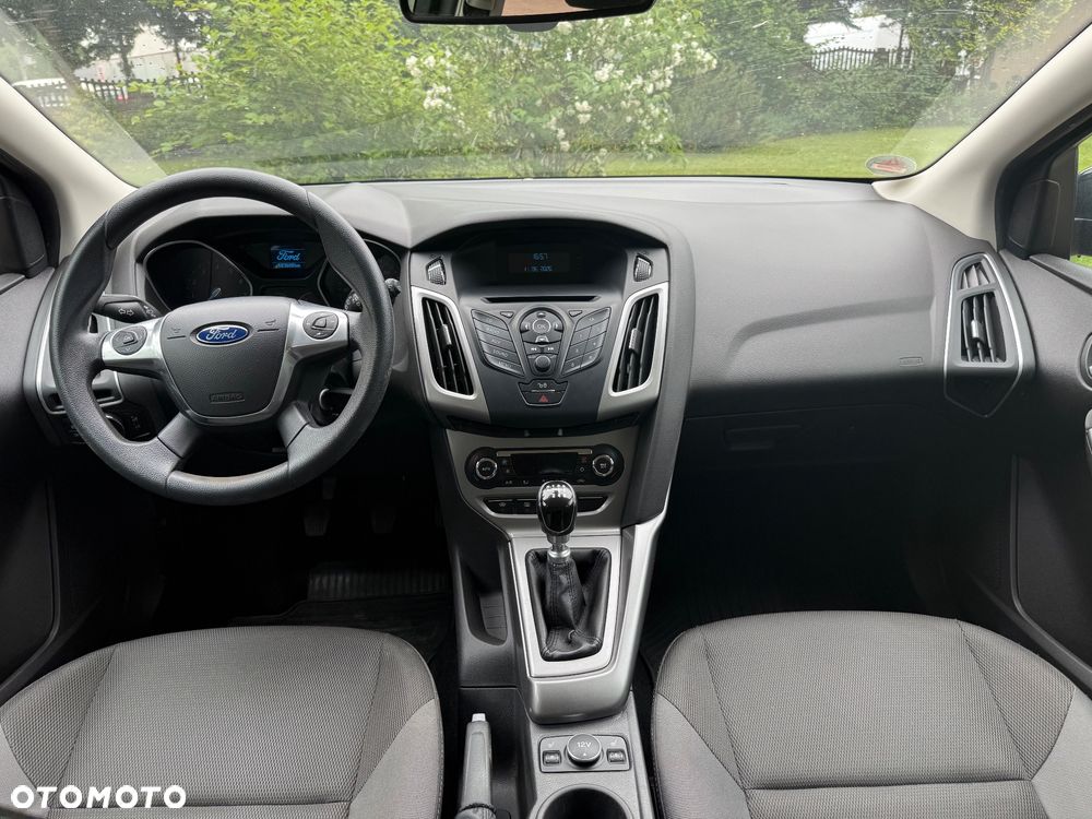 Ford Focus 1.0 EcoBoost Start-Stopp-System SYNC Edition - 26