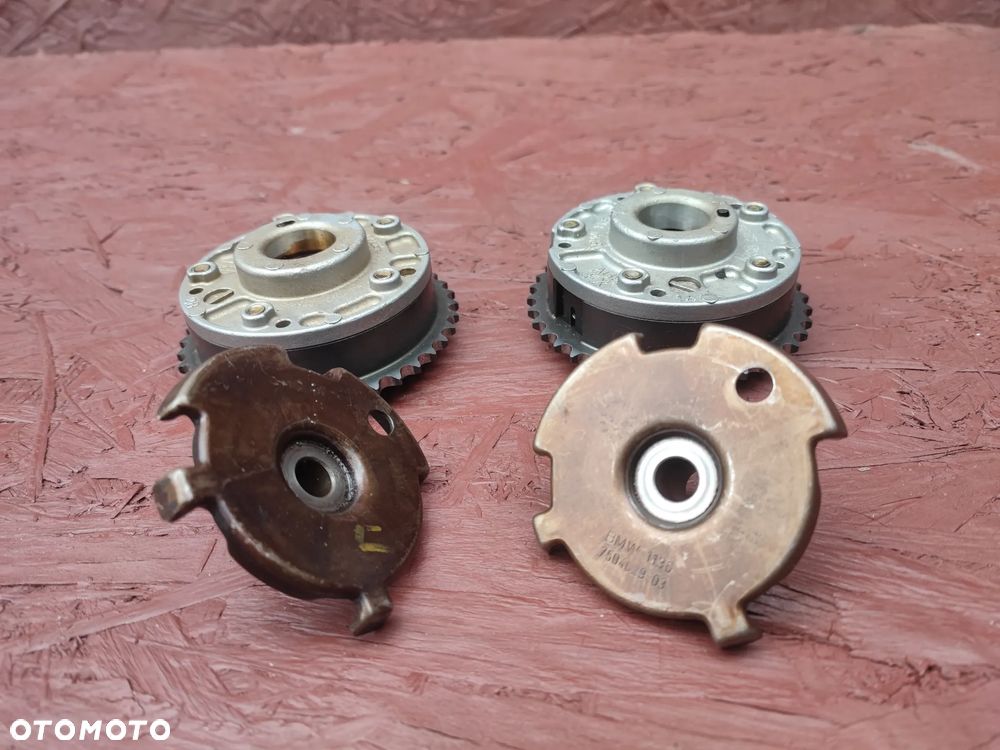 BMW E46 / E90 / E91 / E82 / E60 / E84 / E92 / E85 ORYGINALNE KOŁA ZĘBATE VANOS / VANOSY ( KOŁA ZMIENNYCH FAZ RORZĄDU ) SSĄCY / WYDECHOWY DO SILNIKÓW GAMY N46 / N42/ N40 ( 1.6i / 1.8i / 2.0i ) O NR. 11 36 1 707 315 /  11 36 7 500 032 OEM W BARDZO DOBRYM STANIE
