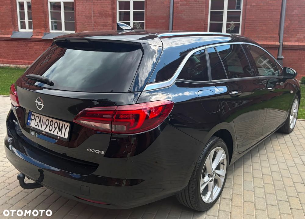 Opel Astra 1.6 CDTI Cosmo - 27