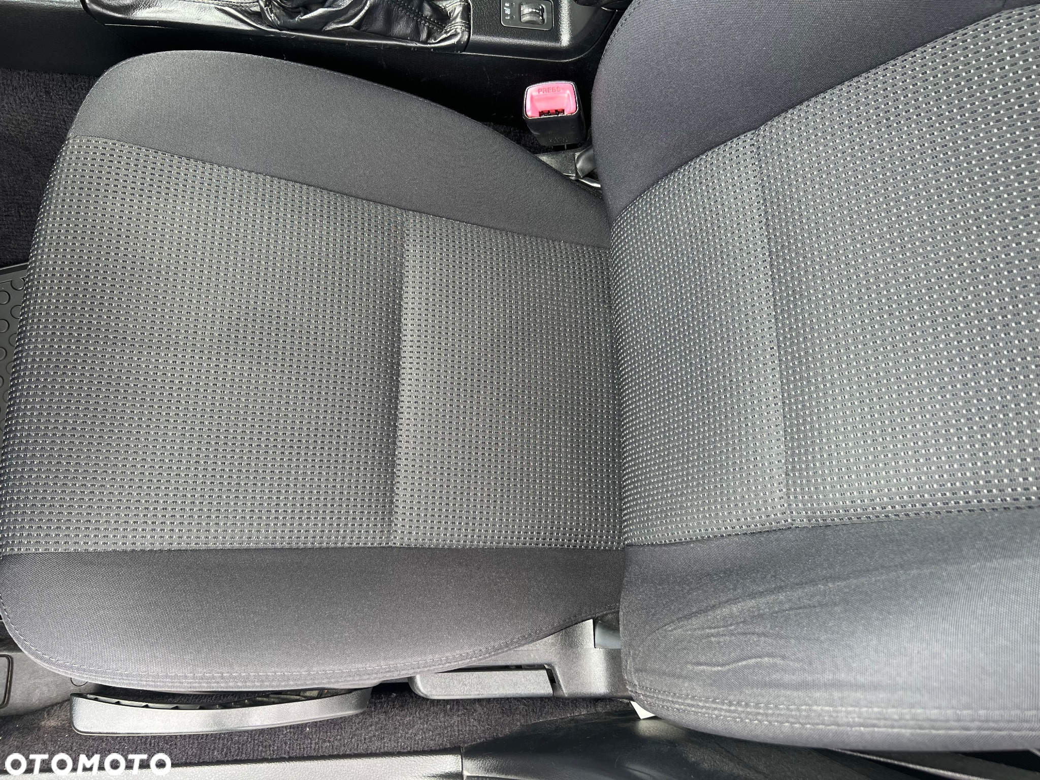 Subaru Legacy Kombi 2.0RA HID - 20